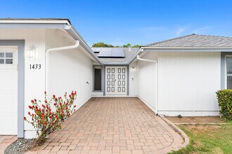 1433 Lantana Ave in Chula Vista, CA - Building Photo - Building Photo