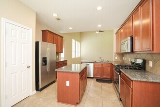 11023 Heartland Grove Dr in Richmond, TX - Foto de edificio - Building Photo