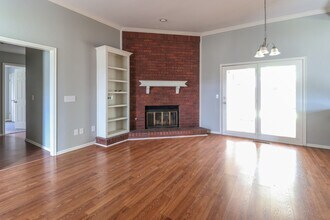 904 Julies Trail in Edmond, OK - Building Photo - Building Photo