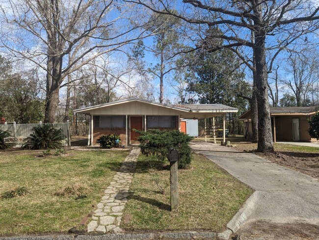 1540 Eleanor St in Savannah, GA - Building Photo - Building Photo