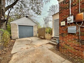 1912 N Martin Luther King Ave in Oklahoma City, OK - Foto de edificio - Building Photo