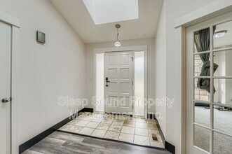 4817 NE Holman St in Portland, OR - Building Photo - Building Photo