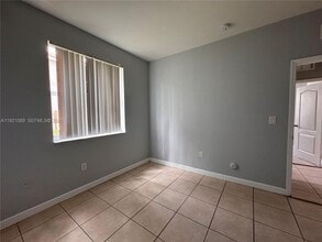 1660 SE 29th St in Homestead, FL - Foto de edificio - Building Photo