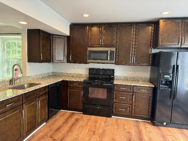 3065 Antrim Cir in Dumfries, VA - Building Photo - Building Photo