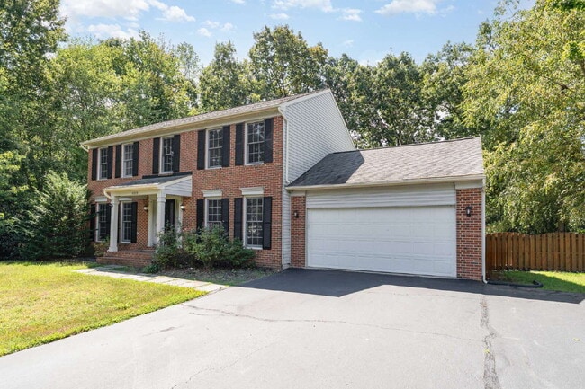 6510 Marsh Ct in Fredericksburg, VA - Foto de edificio - Building Photo