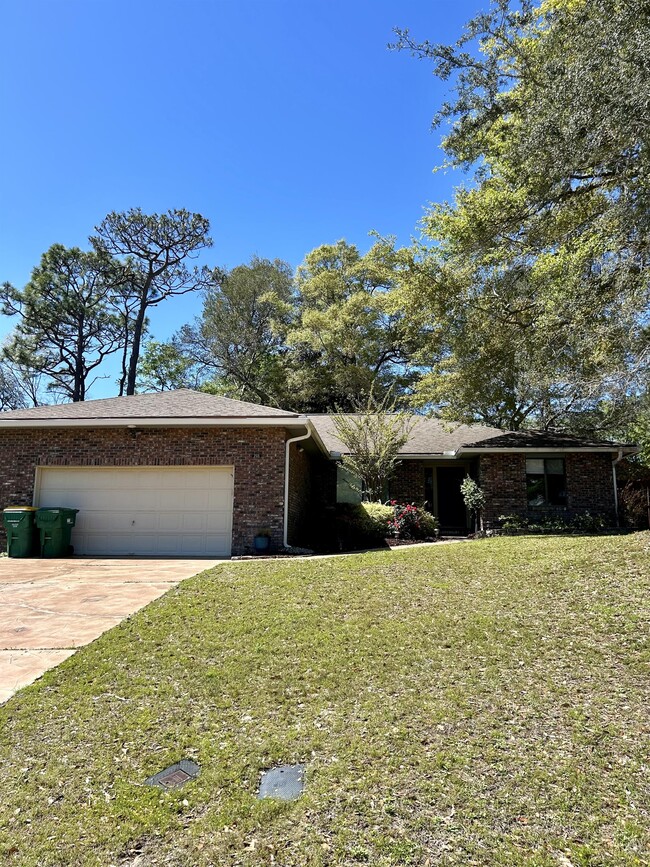 property at 218 Yellow Pine Ct