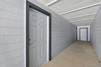 8092 County Rd 604 in Alvarado, TX - Building Photo - Building Photo