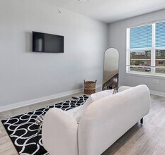 100 Viva Bene Cir-Unit -ID1058926P in St. Peters, MO - Building Photo - Building Photo