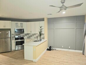 8335 Mulligan Cir in Port St. Lucie, FL - Building Photo - Building Photo