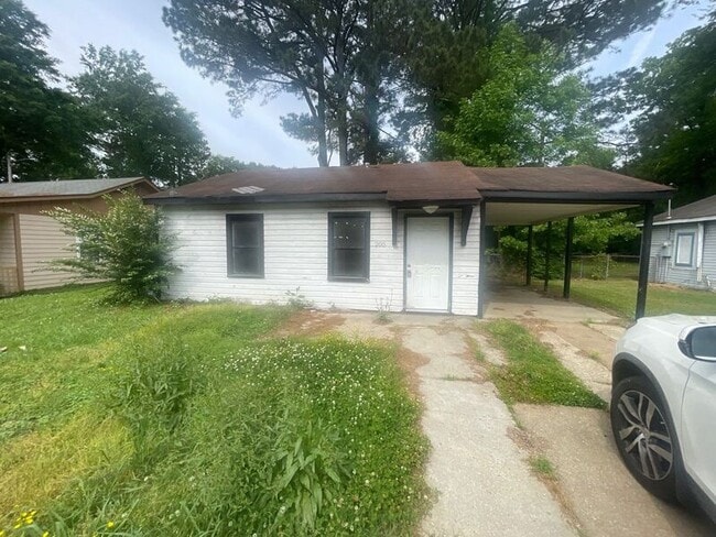 property at 205 Lindsey Dr