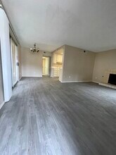 6560 College Grove Dr, Unit CGV 77 in San Diego, CA - Building Photo - Building Photo