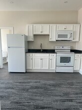 57 S 6th St-Unit -2 in Reading, PA - Building Photo - Building Photo