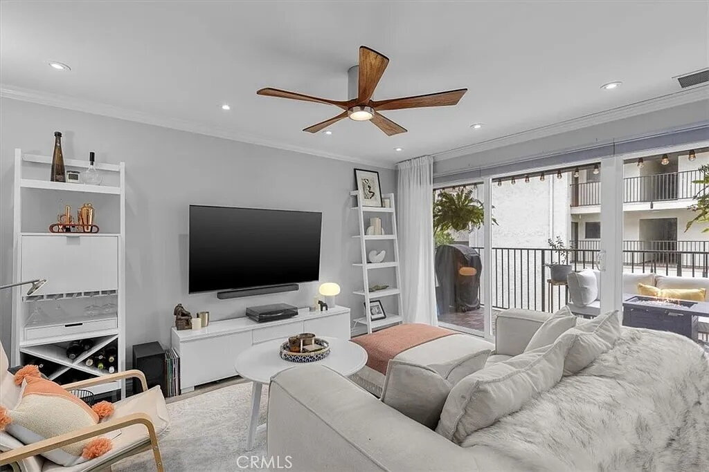 1720 Ardmore Ave in Hermosa Beach, CA - Building Photo