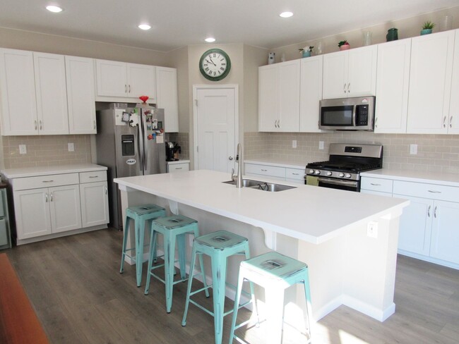 616 W 174th Ave in Broomfield, CO - Foto de edificio - Building Photo