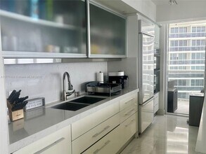 1850 S Ocean Dr, Unit 3701 in Hallandale Beach, FL - Building Photo - Building Photo