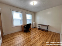 124 Glenville Ave, Unit 1 in Boston, MA - Building Photo - Building Photo