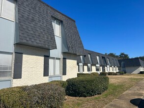 The Willows Apartments in Albany, GA - Foto de edificio - Building Photo