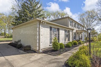 15997 Trowbridge Rd in Chesterfield, MO - Building Photo - Building Photo