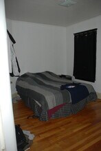 37 Pearl St, Unit 1st floor apt near Tufts in Medford, MA - Foto de edificio - Building Photo