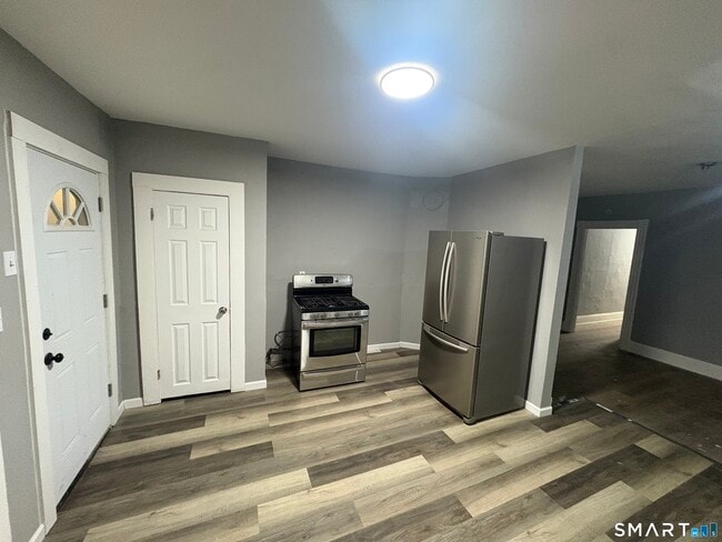 89 Birch St in Manchester, CT - Building Photo - Building Photo