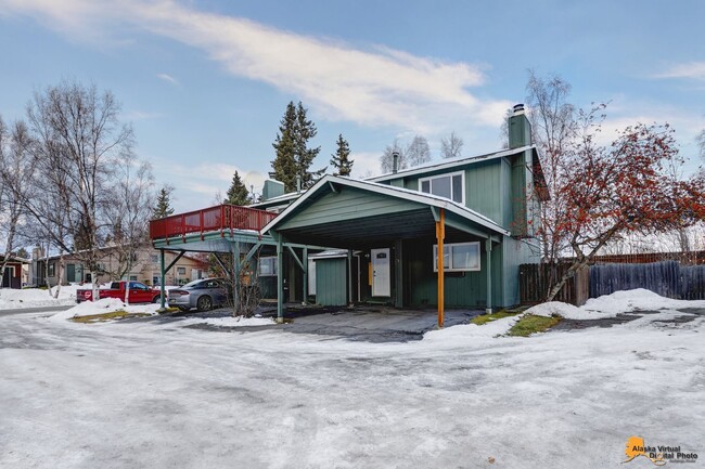 356 Deerfield Dr in Anchorage, AK - Foto de edificio - Building Photo