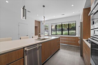 1201 Enfield Rd in Austin, TX - Building Photo - Building Photo