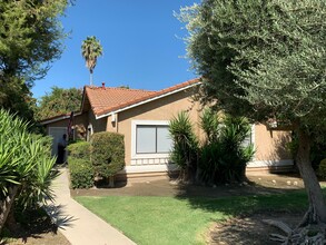 3701 S Shady St in Visalia, CA - Building Photo - Building Photo