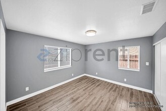 9320 Ives St in Bellflower, CA - Building Photo - Building Photo