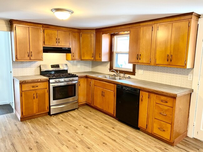 property at 19 Chestnut St