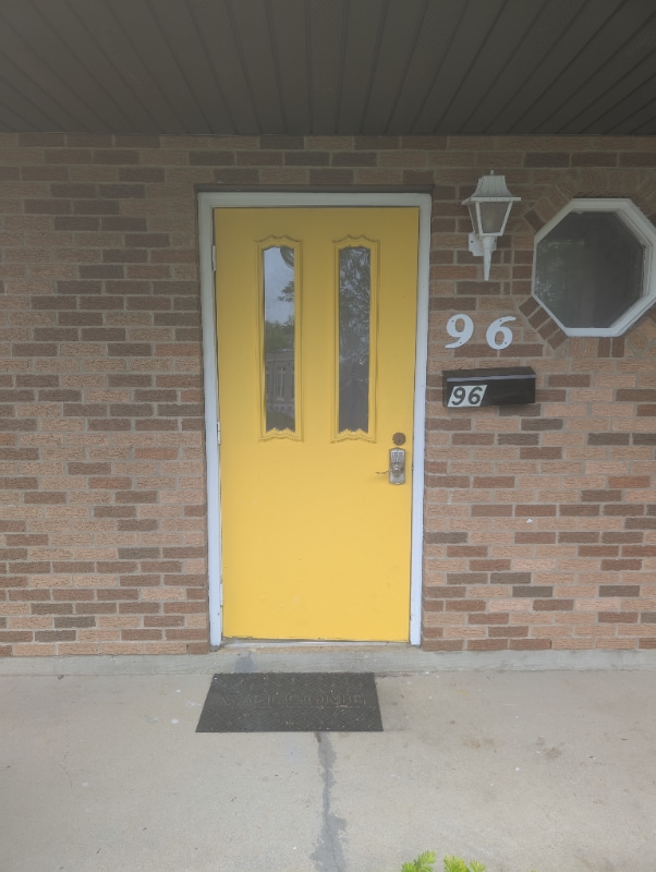 property at 376 W Main St