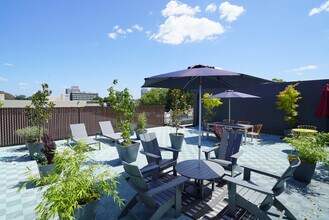 Twenty 65 Apartments in Portland, OR - Foto de edificio - Building Photo