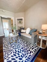 406 Montgomery St, Unit 2 in Johnson City, TN - Building Photo