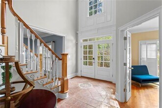 1169 Dawn View Ln NW in Atlanta, GA - Building Photo - Building Photo
