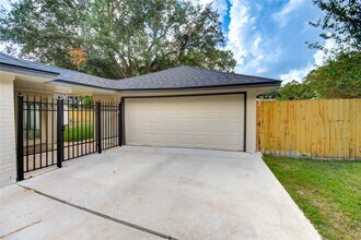 15609 Australia St in Jersey Village, TX - Building Photo - Building Photo