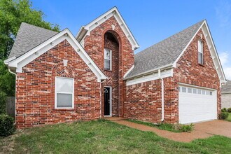 10038 Cameron Ridge TR in Memphis, TN - Building Photo - Building Photo