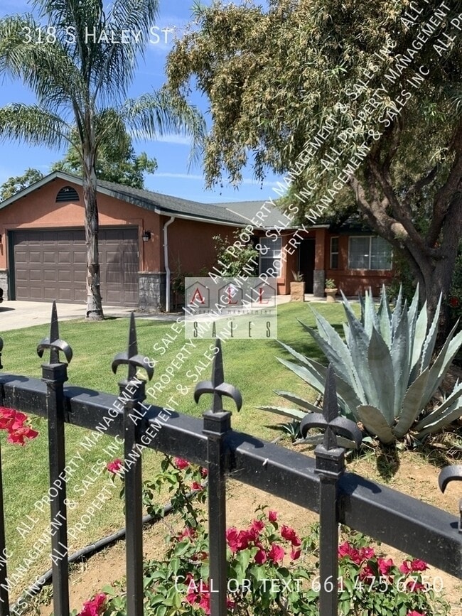 318 S Haley St in Bakersfield, CA - Building Photo - Building Photo