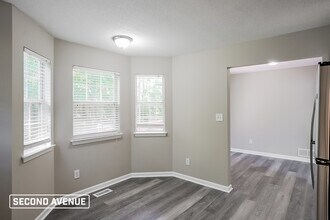 6410 Hillview Ln in Douglasville, GA - Building Photo - Building Photo