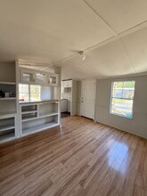 0 Pyramid Park in Waverly, TN - Foto de edificio - Building Photo