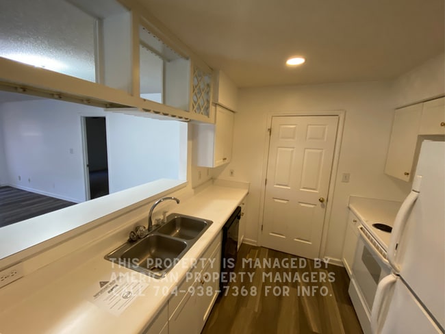 148 Purple Finch Ln in Mooresville, NC - Building Photo - Building Photo