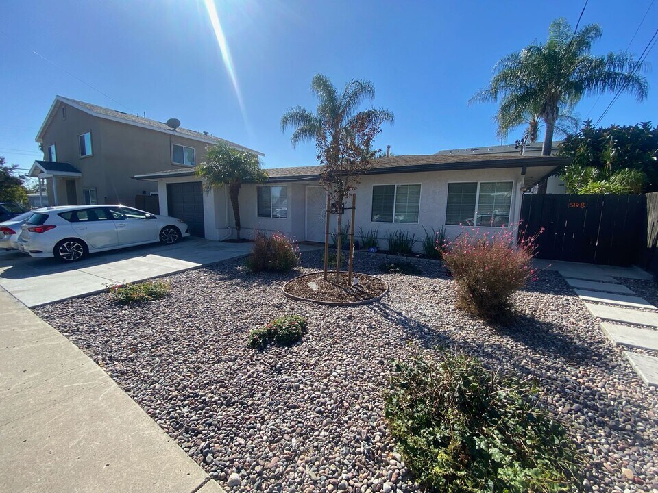 5106 Tipton St in San Diego, CA - Foto de edificio