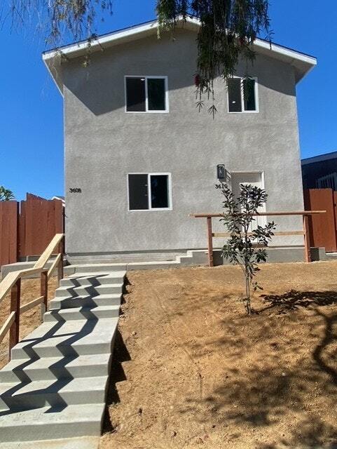 3608 Aragon Dr in San Diego, CA - Building Photo