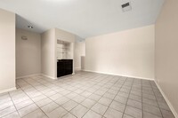 2428 Bering Dr in Houston, TX - Building Photo - Building Photo