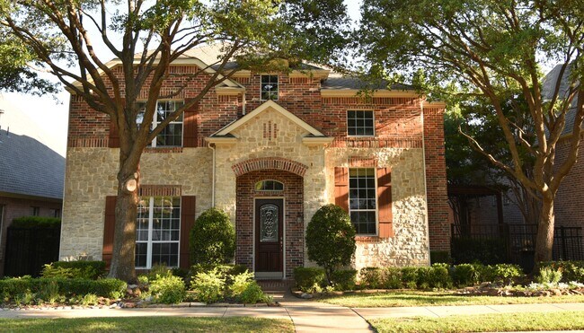property at 5447 Wendover Dr