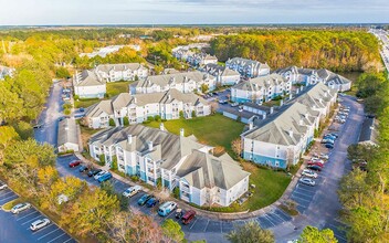 Landings at Lake Gray in Jacksonville, FL - Foto de edificio - Building Photo