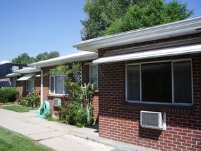 York Apartments in Denver, CO - Building Photo - Building Photo