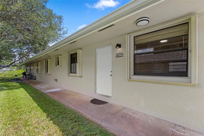 property at 5629 Taft St