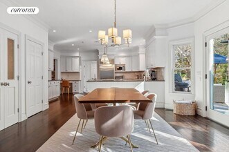 34 Redcoats Ln in Sag Harbor, NY - Building Photo - Building Photo