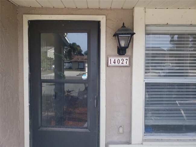 14027 Village View Dr in Tampa, FL - Building Photo - Building Photo