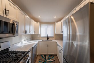 774 Terrace Ct in Elgin, IL - Building Photo - Building Photo