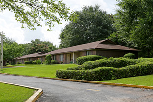 Dogwood Manor Apartments